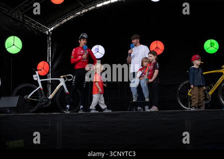 Geraint Thomas von G`B und Team INEOS Grenadiers bei seinem Abschied als Profi-Radfahrer nach der 21. Tour of Britain, Cardiff Castle Stockfoto